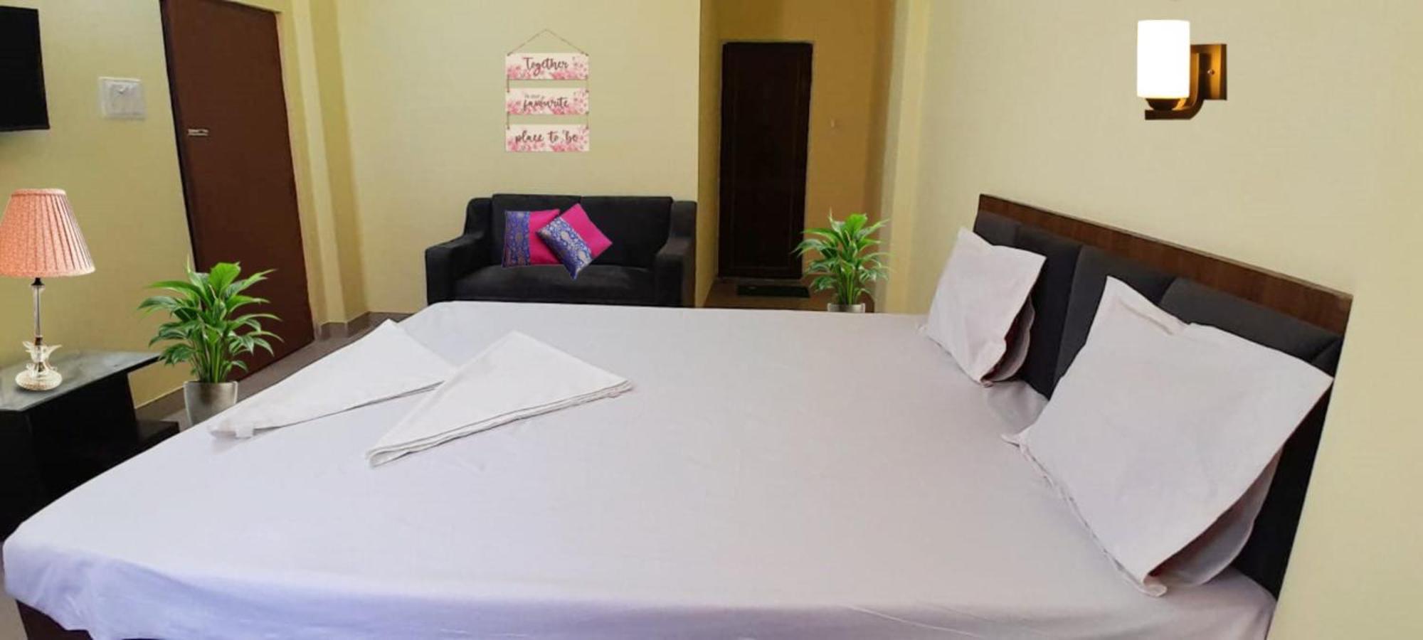 Goroomgo The Grand Inn Ruby كولكاتا المظهر الخارجي الصورة